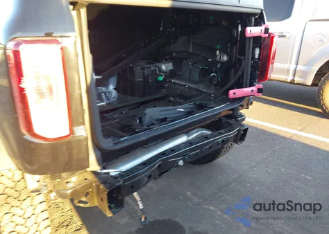 2025 Ford Bronco из США, поврежденный, VIN 1FMEE6BH7SLB47572